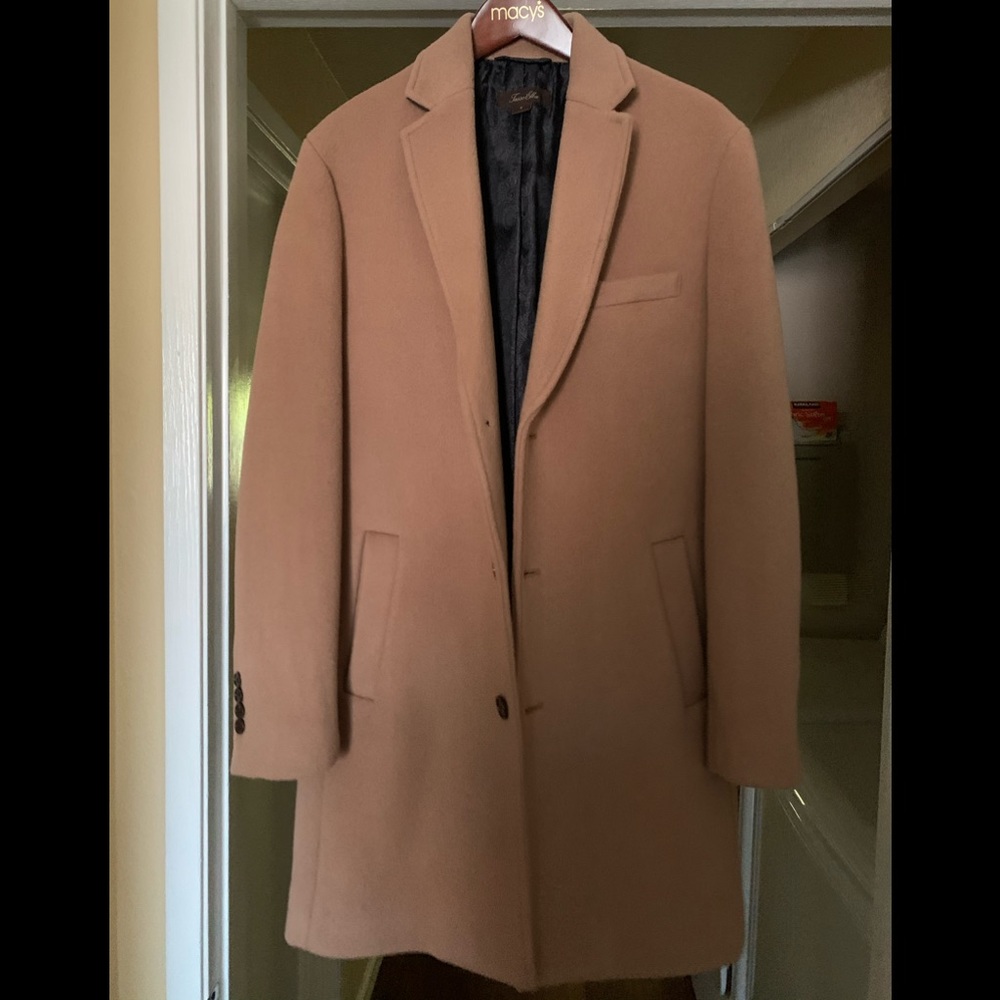 Tasso Elba tan coat